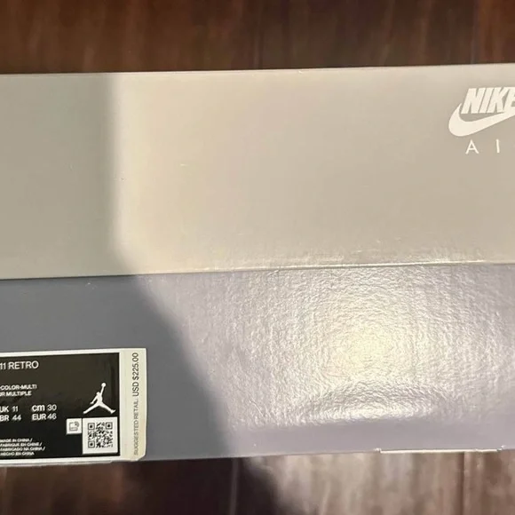 Size 12 Air Jordan 11 Retro Cool Grey 2021 Sneakers - Picture 4 of 5